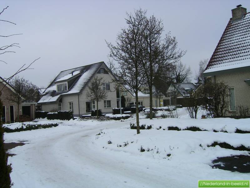 Luchtfoto's Voorthuizen / foto's Voorthuizen Nederlandinbeeld.nl